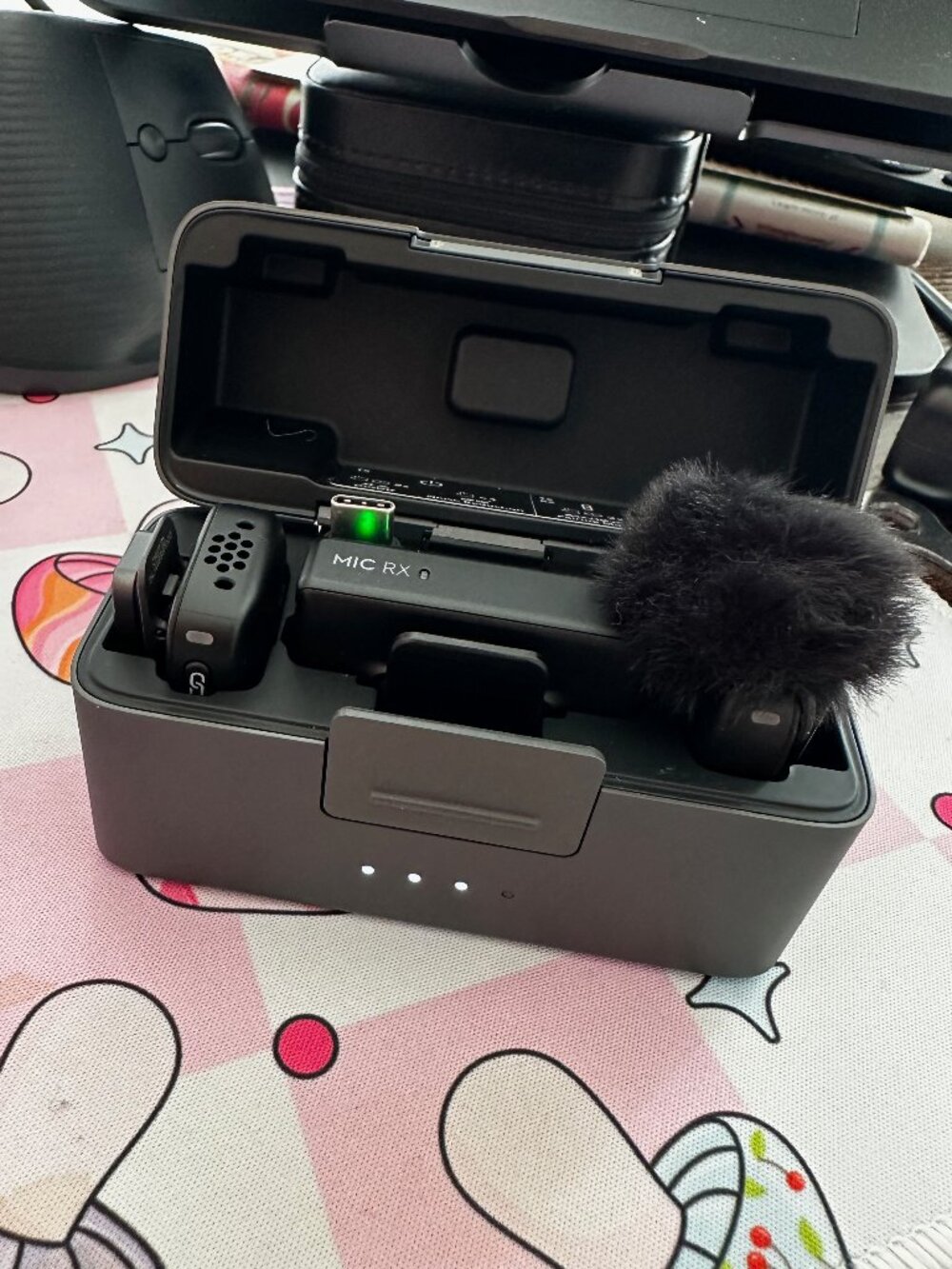 DJI Mic Mini (2 TX + 1 RX + Charging Case), Wireless Lavalier Microphone